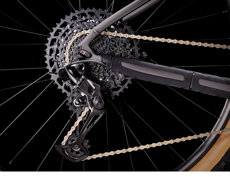 Trek Marlin 8 Mountain Bike in Matte Dnister Black-8